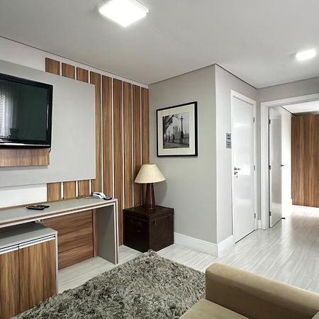 Studio perfeito para família! Aconchegante e novo! Curitiba Esterno foto